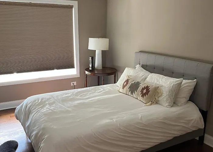 Holiday home Secluded Luxury Retreat: 15 Acres, Views, Hot Tub *